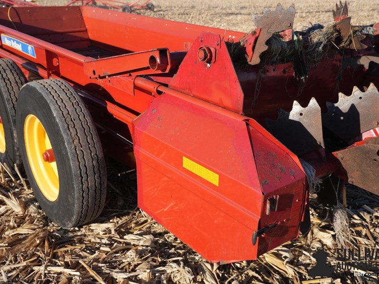 new-holland-185-image-18