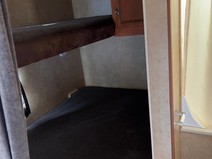 2012-jayco-jay-flight-camper-trailer-image-19