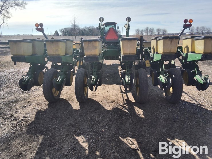 1991-john-deere-7200-image-6