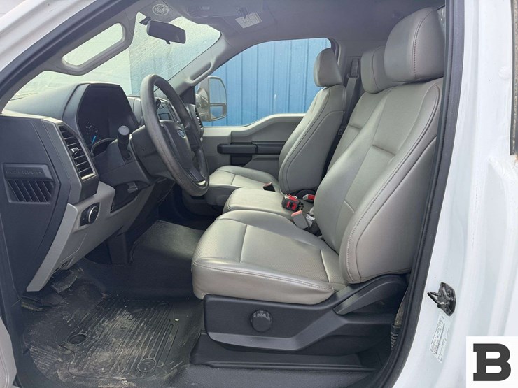 2019-ford-f350-image-21