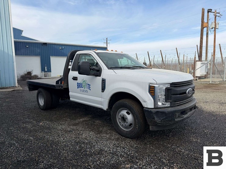 2019-ford-f350-image-9