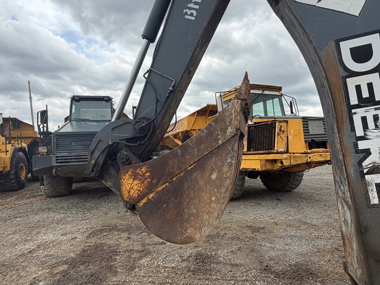 deere-310sj-image-13