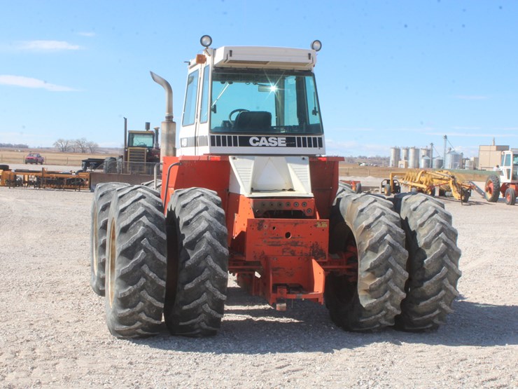 #1015-•-case-4490-tractor-image-5