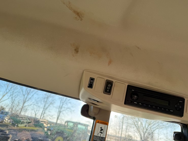 2017-john-deere-6120m-image-75