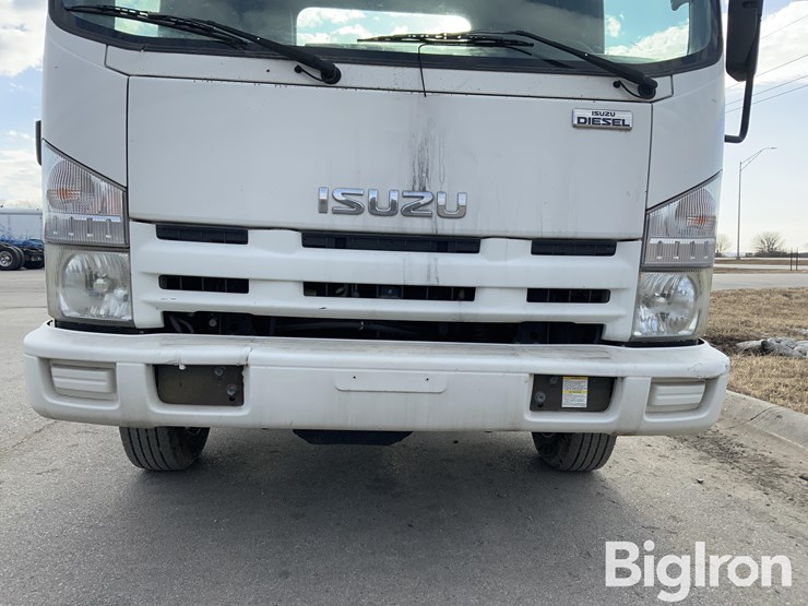 2011-isuzu-nrr-image-9