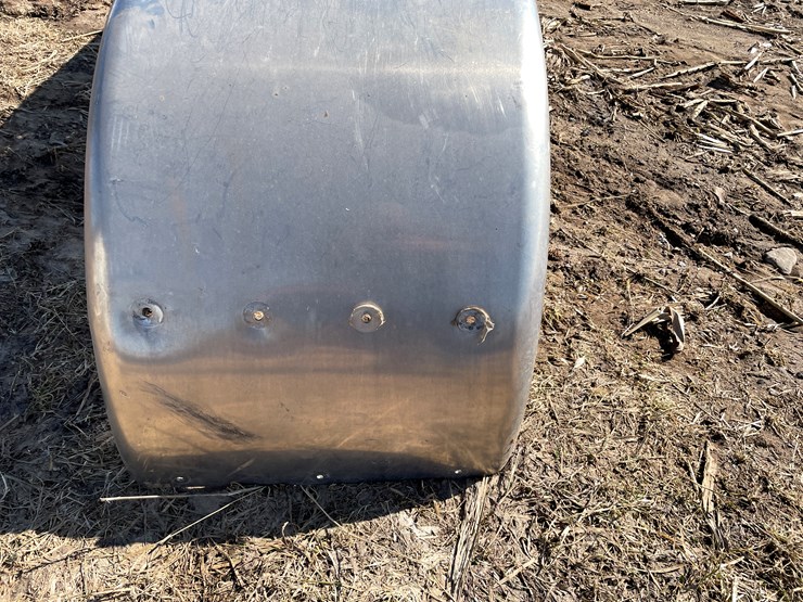 #7412-•-aluminum-fender-(bloomer,-wi)-image-8