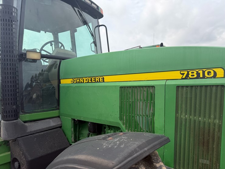 1998-john-deere-7810-image-32