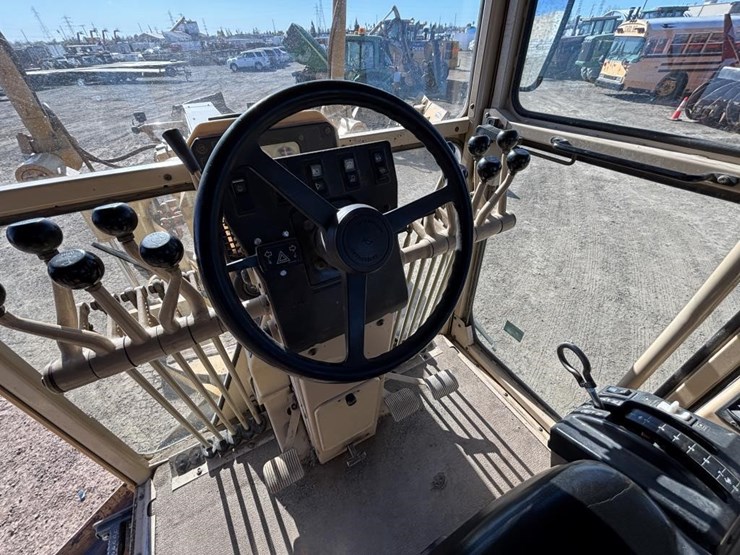 caterpillar-143h-image-37