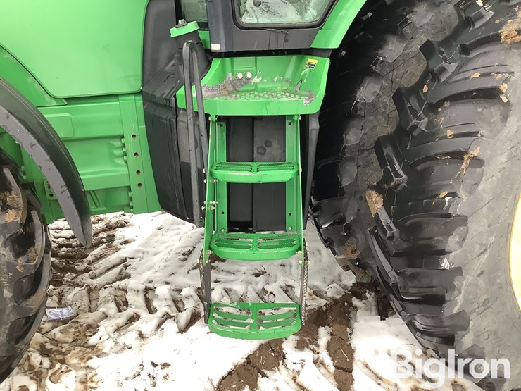 2012-john-deere-8235r-image-12