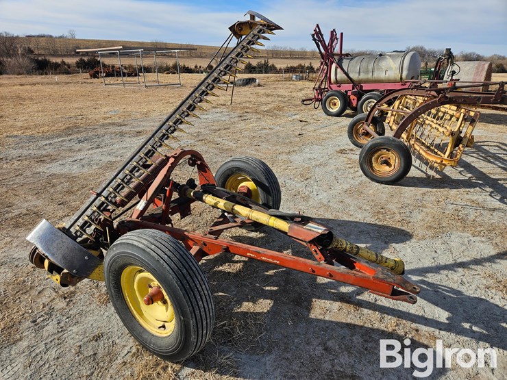 new-holland-456-image-3