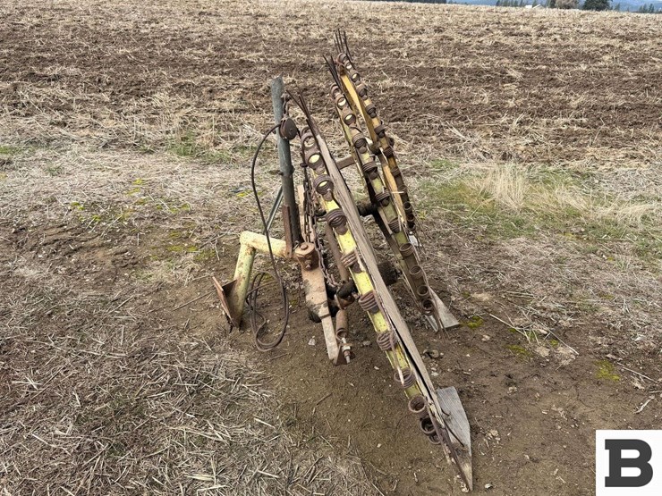 3-wheel-side-delivery-rake---clayton,-wa-image-2