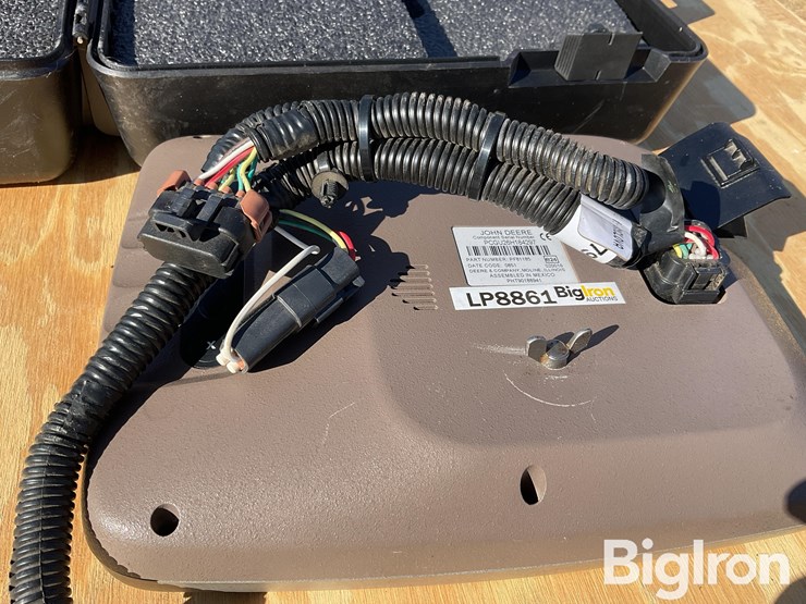 2008-john-deere-2600-image-11