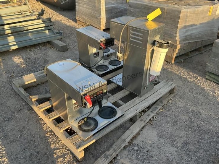 pallet-of-assorted-coffee-makers-image-1