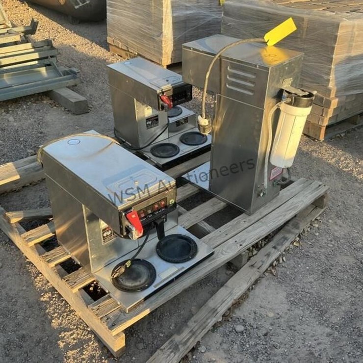 PALLET OF ASSORTED COFFEE MAKERS