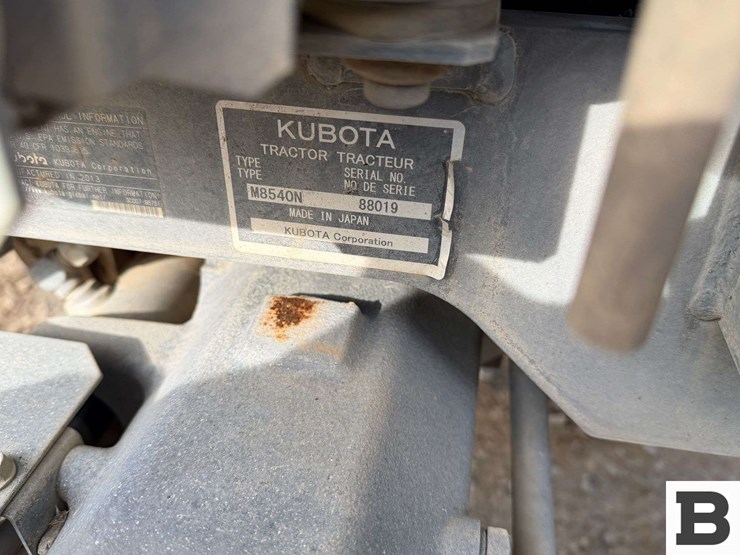 2014-kubota-m8540hd-image-12