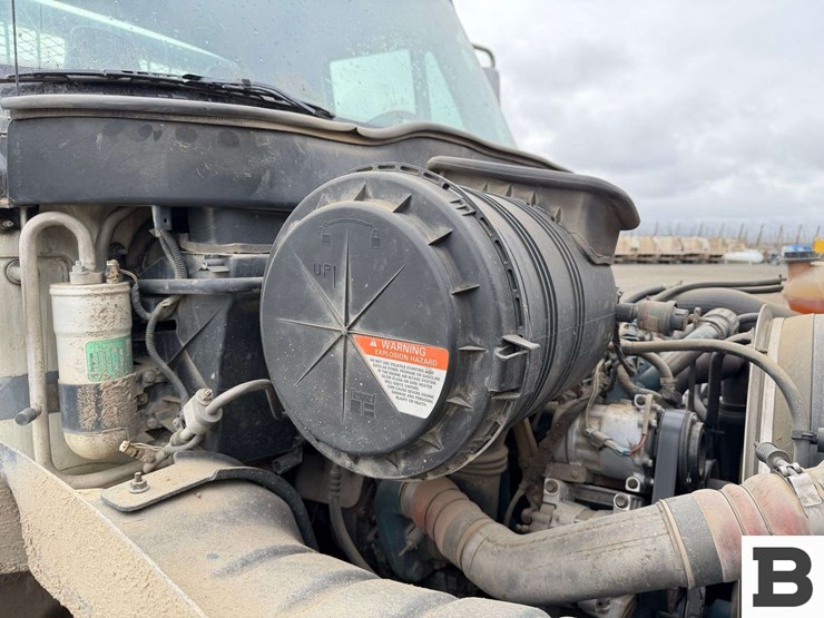 2007-international-durastar-4400-image-34