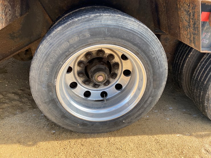 #1100-•-2010-witzco-rg-50-tri-axle-lowboy-semi-trailer-(has-wi-title)-(colfax,-wi)-image-23