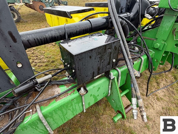 2008-john-deere-1700-image-22