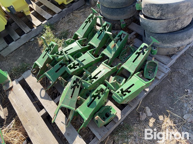 john-deere-12-image-3