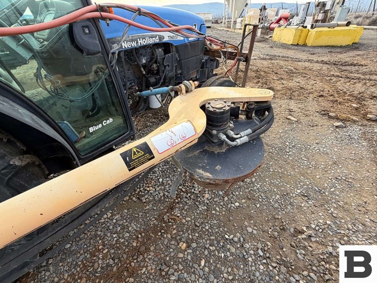 2008-new-holland-tn85fa-image-27