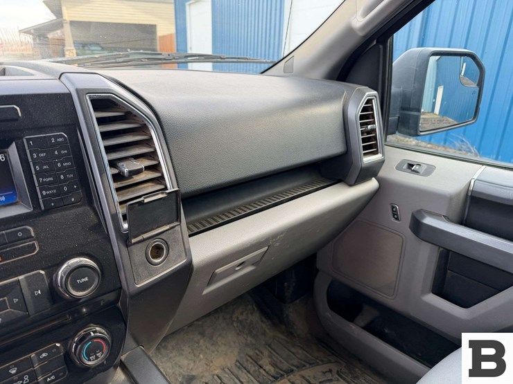 2015-ford-f150-image-19