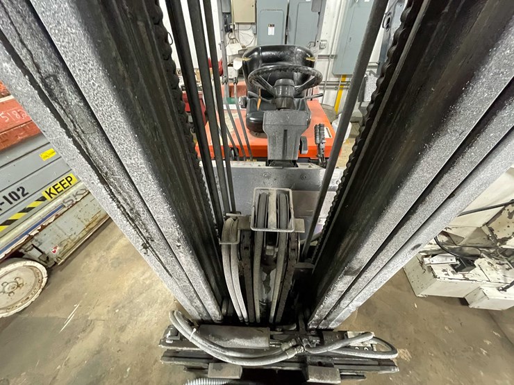 #1230-•-toyota-electric-forklift-(shawano,-wi)-image-12