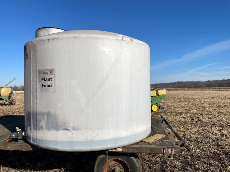 #3527-•-1400-gallon-poly-tank-image-2