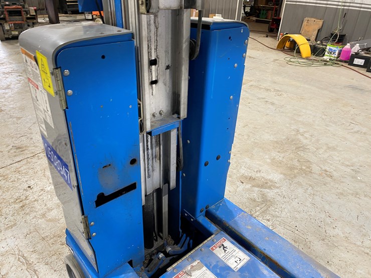 #1226-•-2016-genie-run-about-gr-20-lift-(bryant,-wi)-image-25