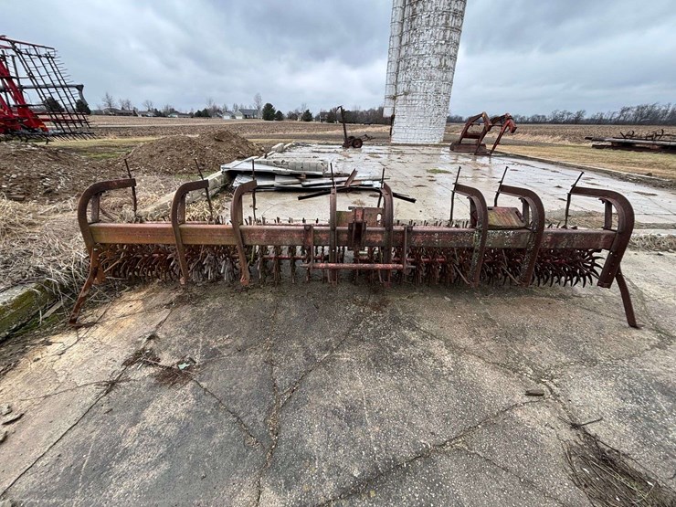 international-300-image-1