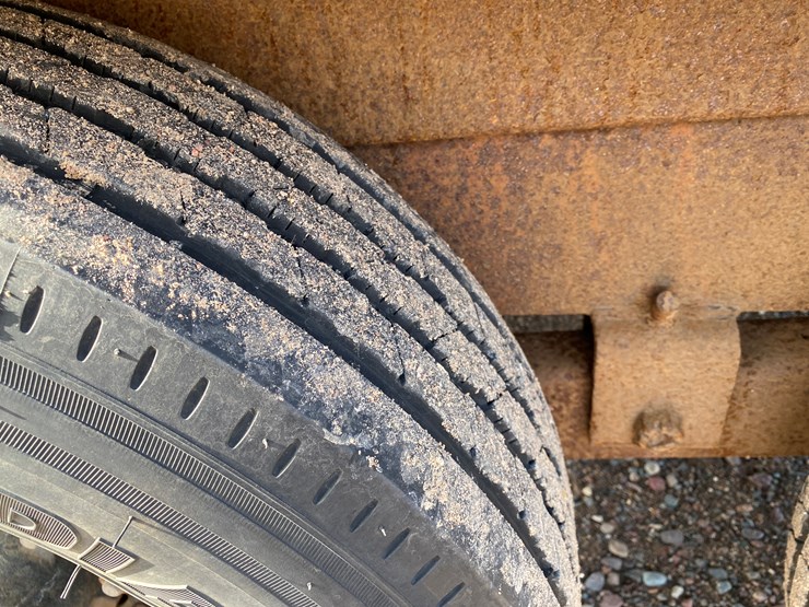 #1116-•-2011-pj-14'-gooseneck-dump-trailer-(has-wi-title)-(colfax,-wi)-image-20