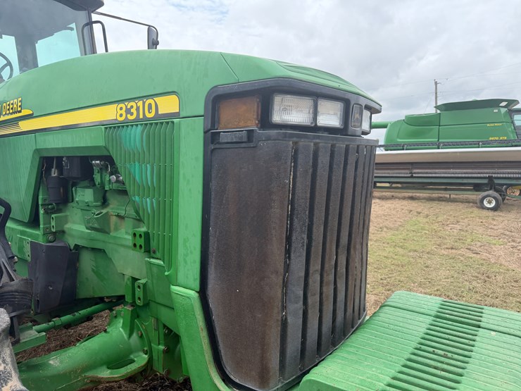 2001-john-deere-8310-image-32