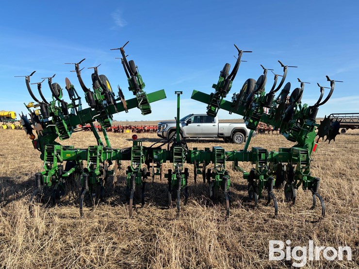 john-deere-856-image-6