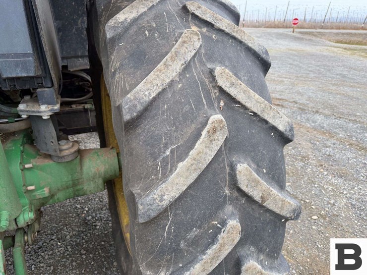 2017-john-deere-6130m-image-31