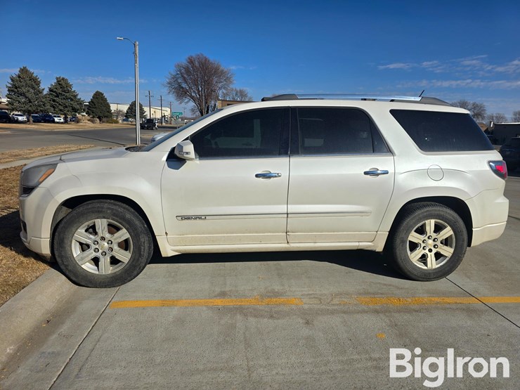 2013-gmc-acadia-denali-image-8
