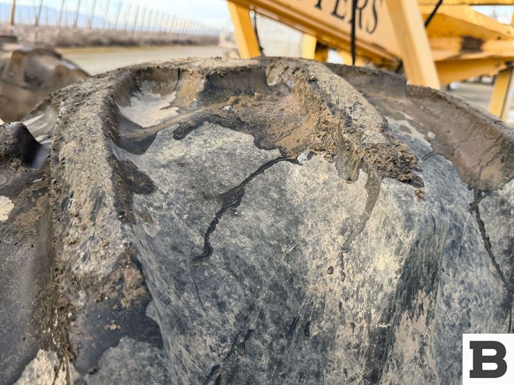 1995-international-915-image-36