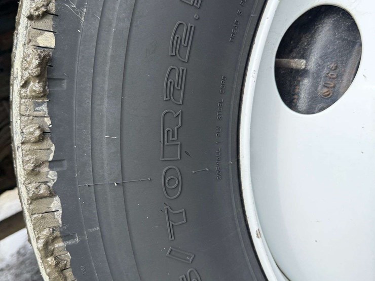 1996-volvo-wx-feed-truck---albany,-or-image-17