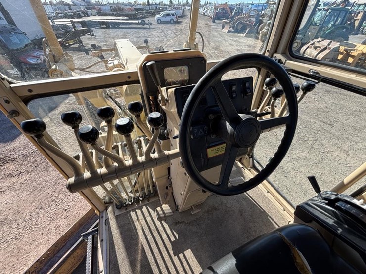 caterpillar-143h-image-37