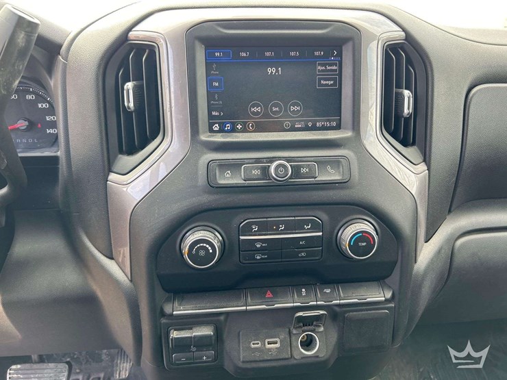 2021-chevrolet-silverado-2500-image-18