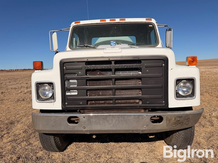 1981-international-1854s-image-10