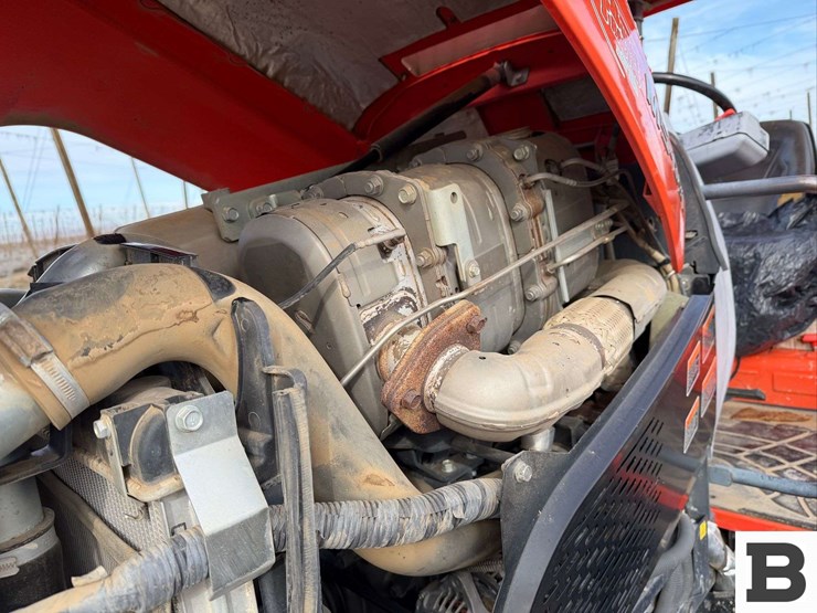 2016-kubota-m5-091-image-34