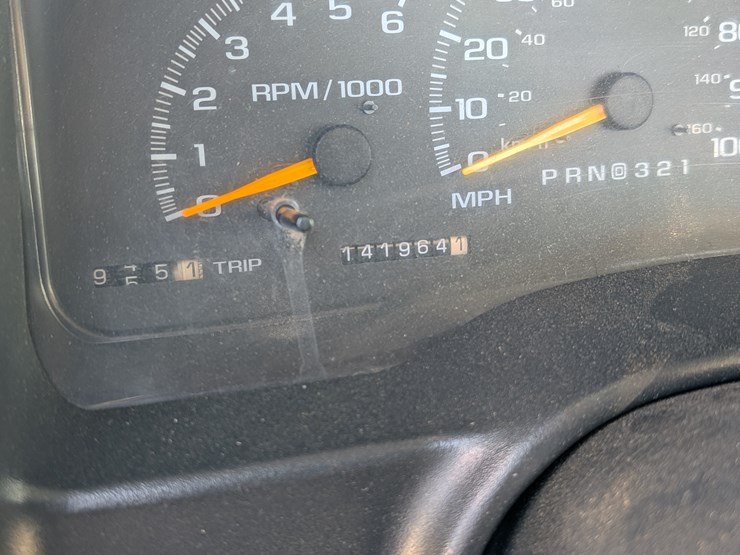 2000-chevrolet-2500-image-12