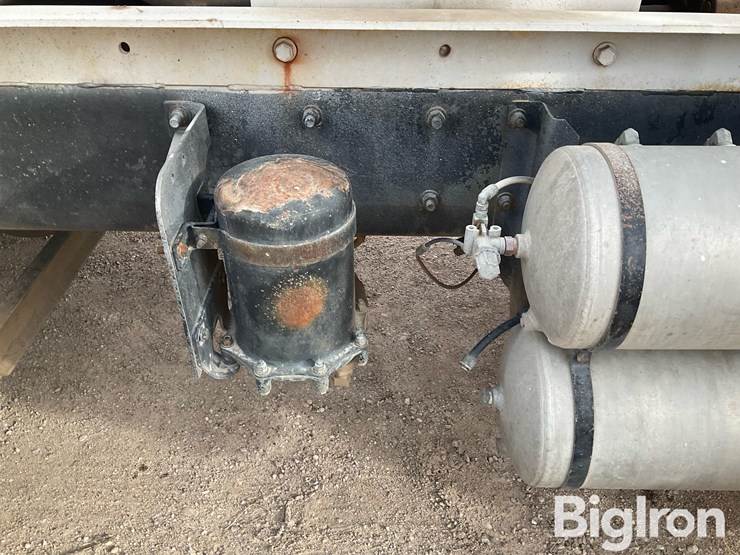 1995-mack-rd690s-image-19