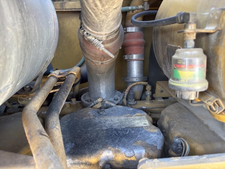 caterpillar-143h-image-58