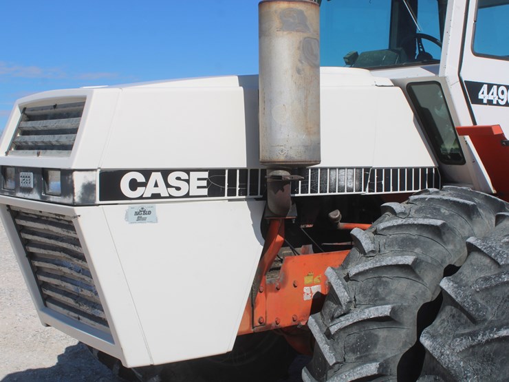 #1015-•-case-4490-tractor-image-10