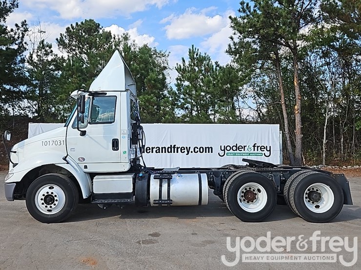 2017-international-8600-image-2