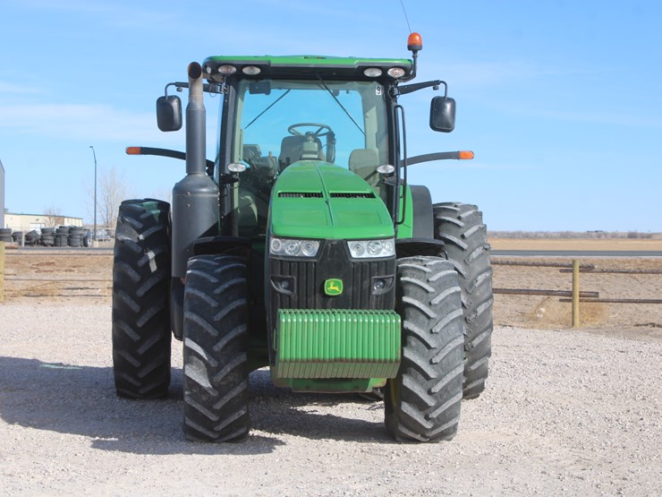 john-deere-8285r-image-8