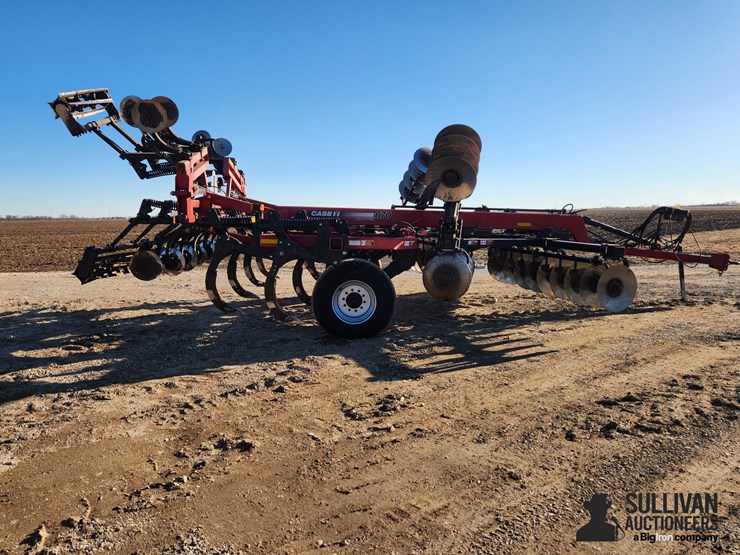 2011-case-ih-870-ecolo-tiger-9-shank-disk-ripper-image-4
