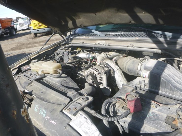 2000-ford-f550-image-16