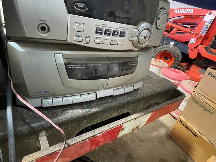 #7217-•-(2)-bookshelf-stereo-systems-image-19