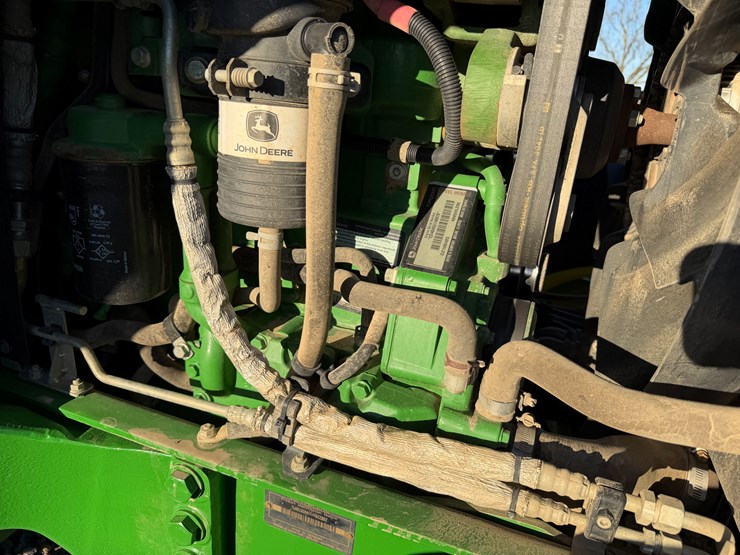 2017-john-deere-6120m-image-61